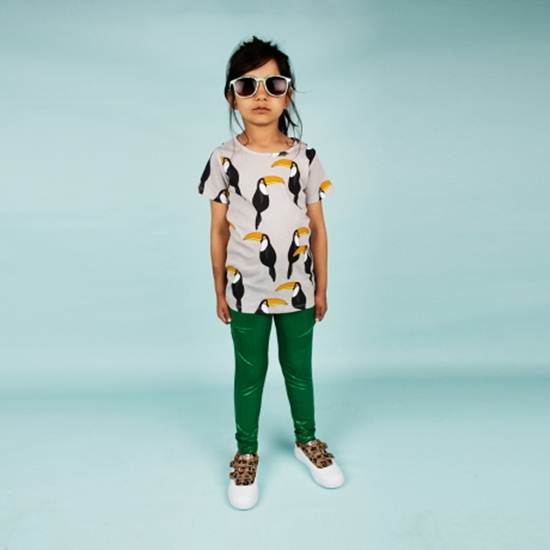 ropa infantil: leggins verdes