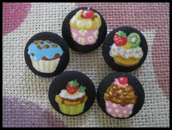 complementos infantiles: botones pasteles