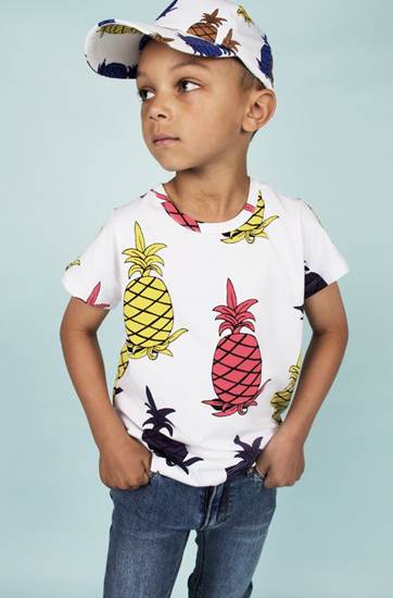ropa infantil: camiseta piñas multicolor